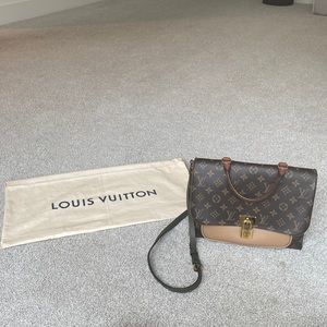 Pristine Louis Vuitton Monogram Marignan crossbody bag